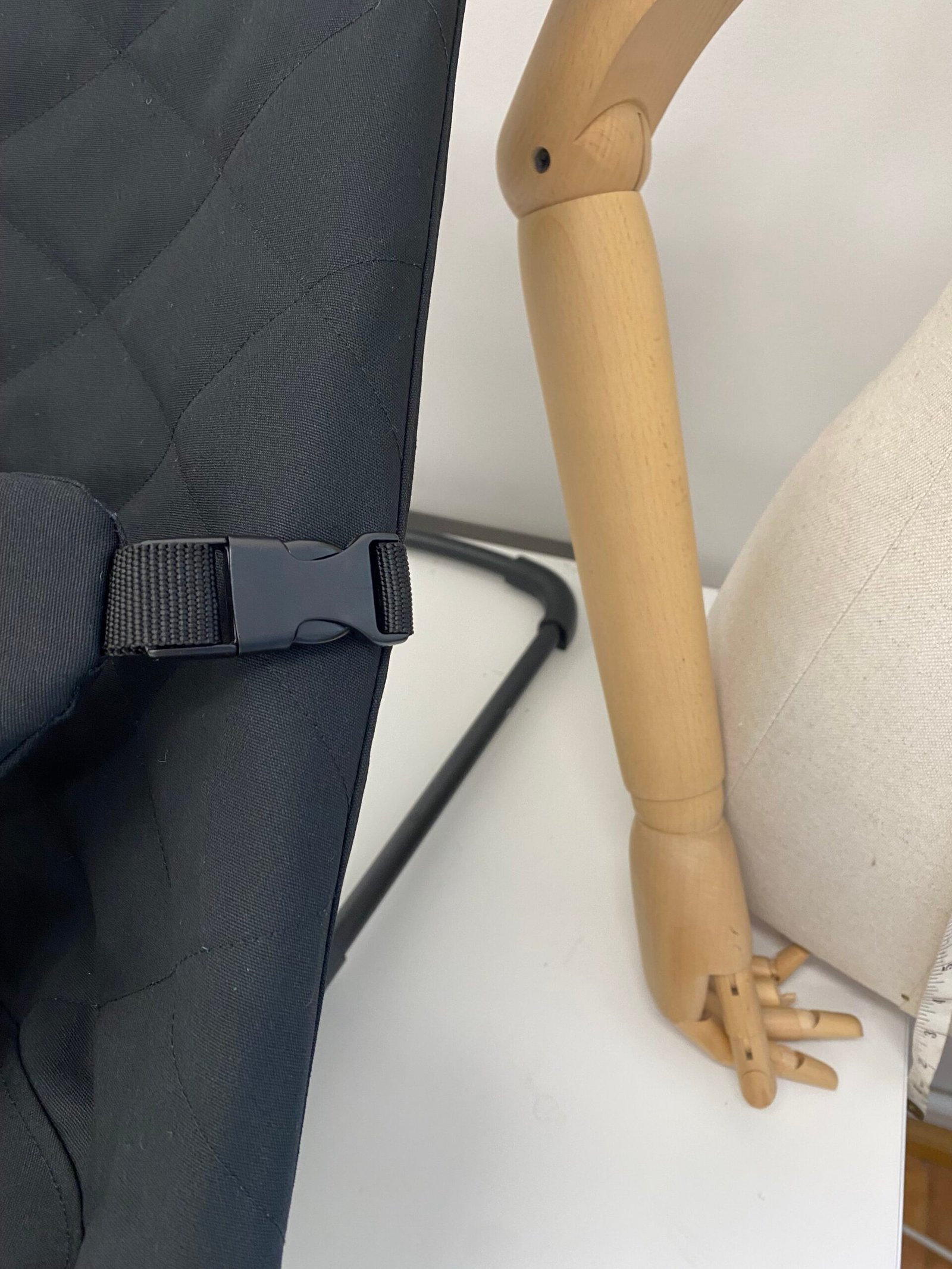 Užvalkalas Babybjorn gultukui (juodas su ausytėmis) - Image 3